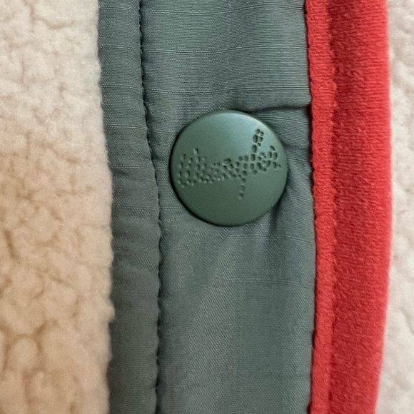 Wrangler Retro Half-Snap Sherpa Pullover in White, Size Medium - Picture 10 of 13